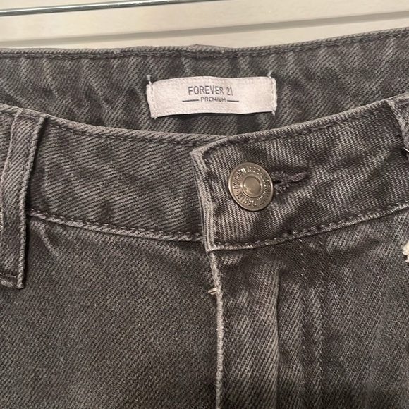 NWT FOREVER 21 90s FIT LOOSE FIT DISTRESSED JEAN SIZE 27 - Picture 6 of 9